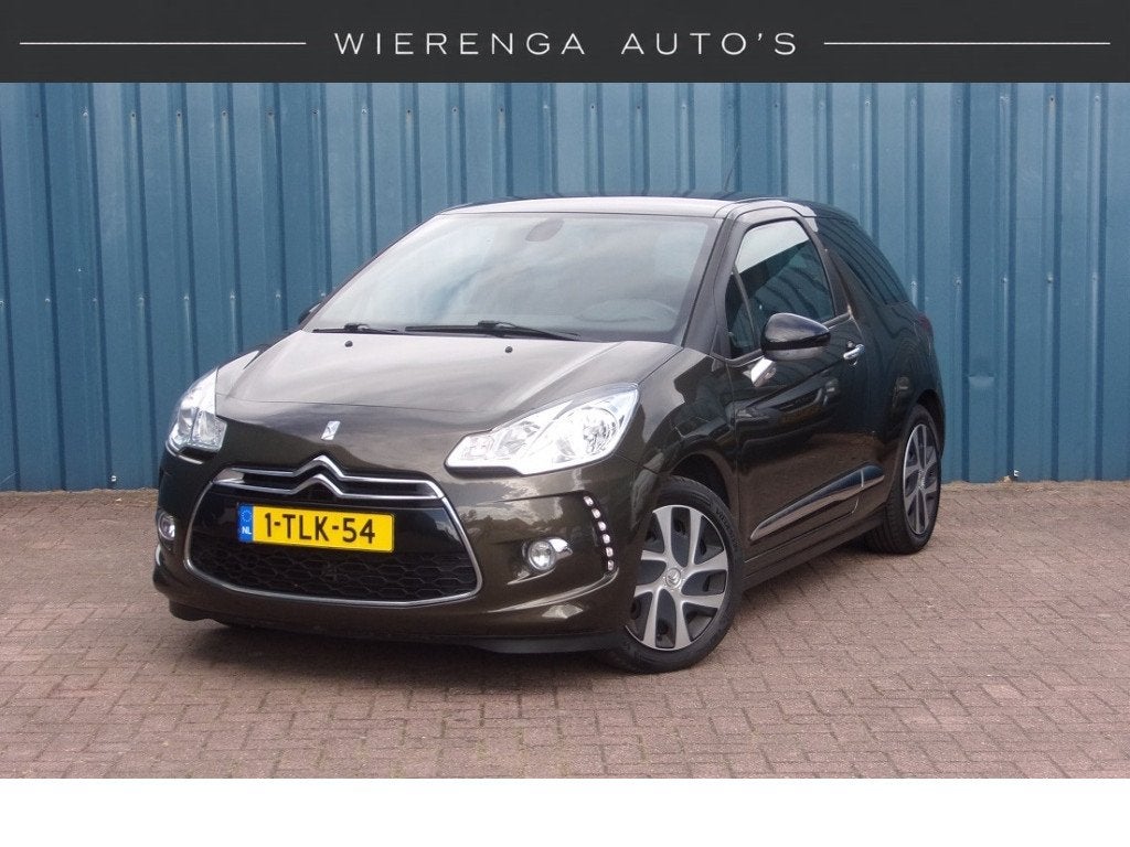 Citroën DS3 1.2 VTi So Chic | Leder | Navigatie | Nw. Distr, Auto's, Voorwielaandrijving, Euro 5, Gebruikt, 31 €/maand