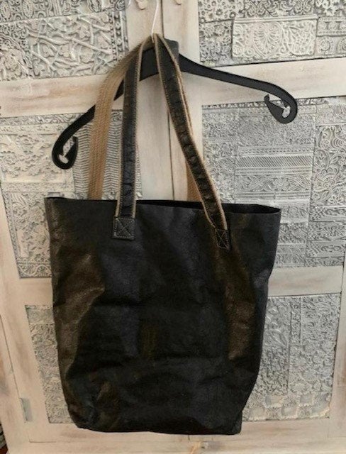 Schoudertas uashmama zwart papier met leren coating 45x40cm, Sieraden, Tassen en Uiterlijk, Tassen | Schoudertassen, Ophalen of Verzenden