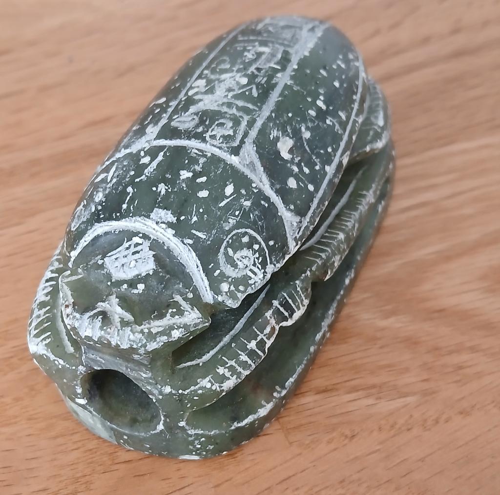 Handgesneden Speksteen Egyptische Scarabee met hiërogliefen, Ophalen of Verzenden