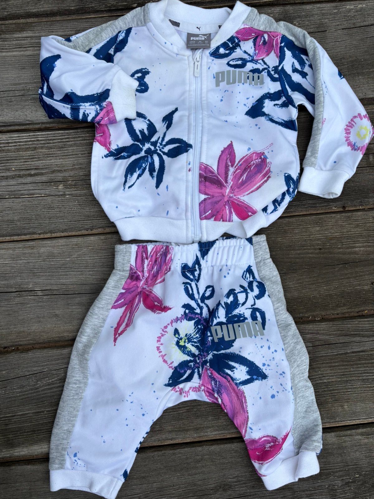 Puma baby maat 62 , 1 keer gedragen, Kinderen en Baby's, Babykleding | Maat 62, Verzenden, Zo goed als nieuw, Jongetje of Meisje