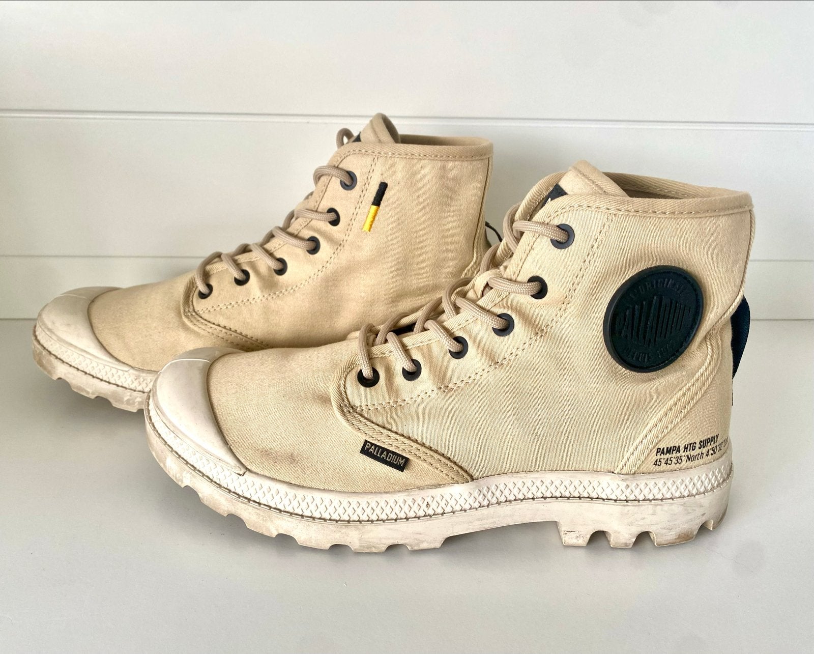 Palladium Pampa Hi Supply Boots - Beige - Maat 41, Ophalen of Verzenden, Gedragen, Beige, Lage of Enkellaarzen