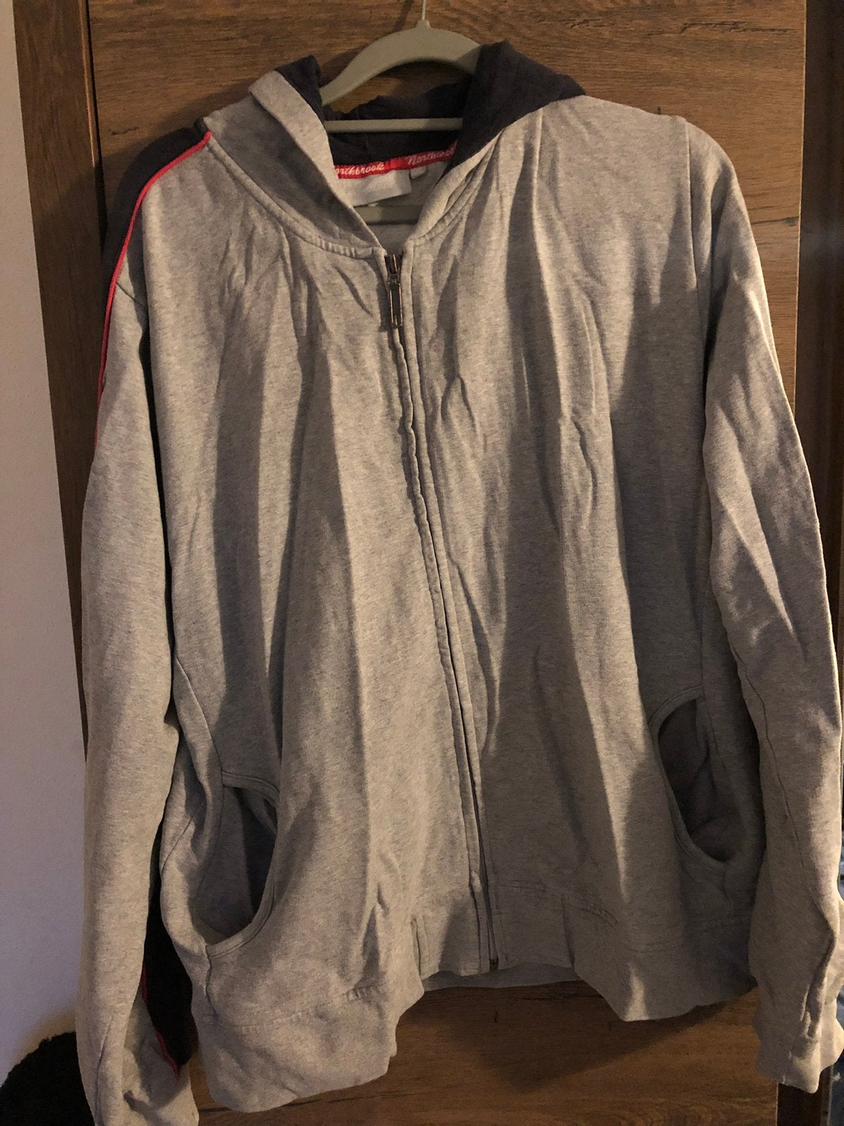 Sportvest grijs, Ophalen of Verzenden, Zo goed als nieuw, Maat 42/44 (L), Grijs