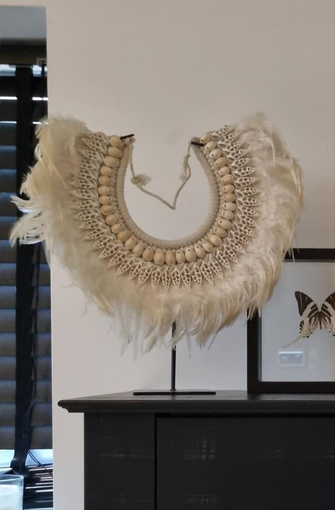 Schelpen & Veren Ketting op Standaard - Bali Stijl, Ophalen of Verzenden, Zo goed als nieuw