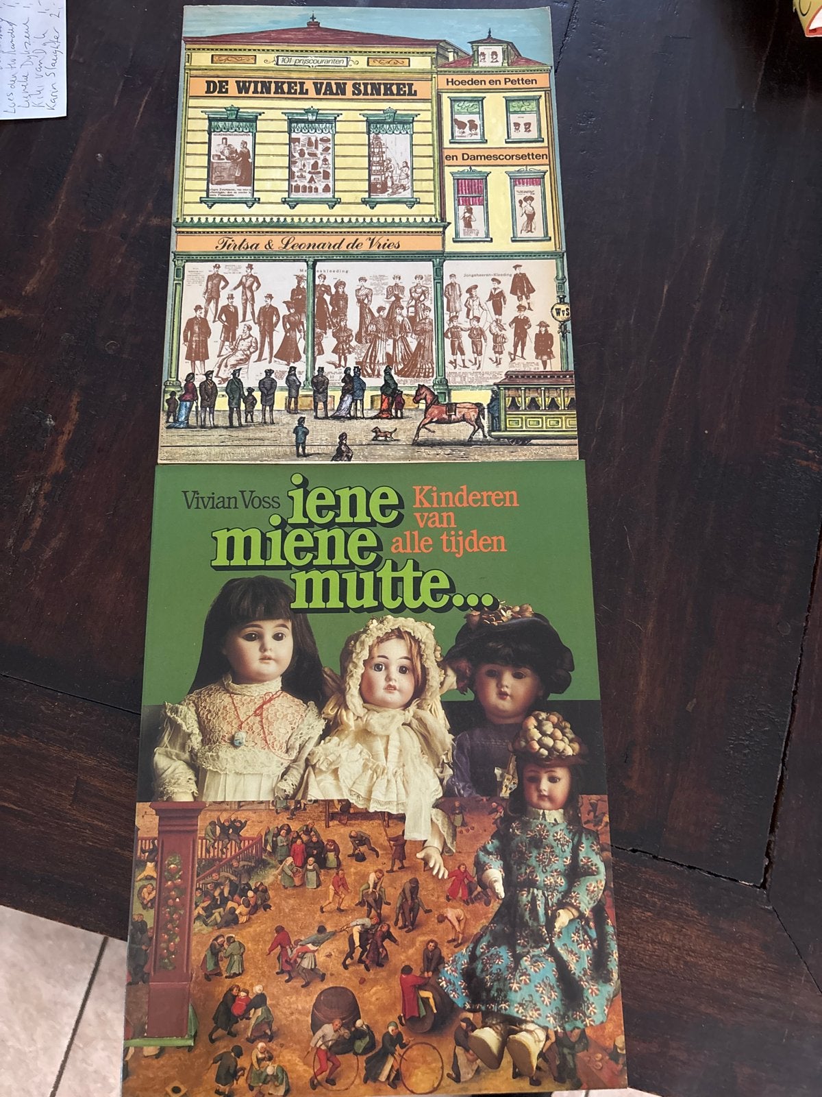 2 boeken: Iene Miene Mutte & De Winkel van Sinkels, Ophalen of Verzenden, Zo goed als nieuw, Non-fictie
