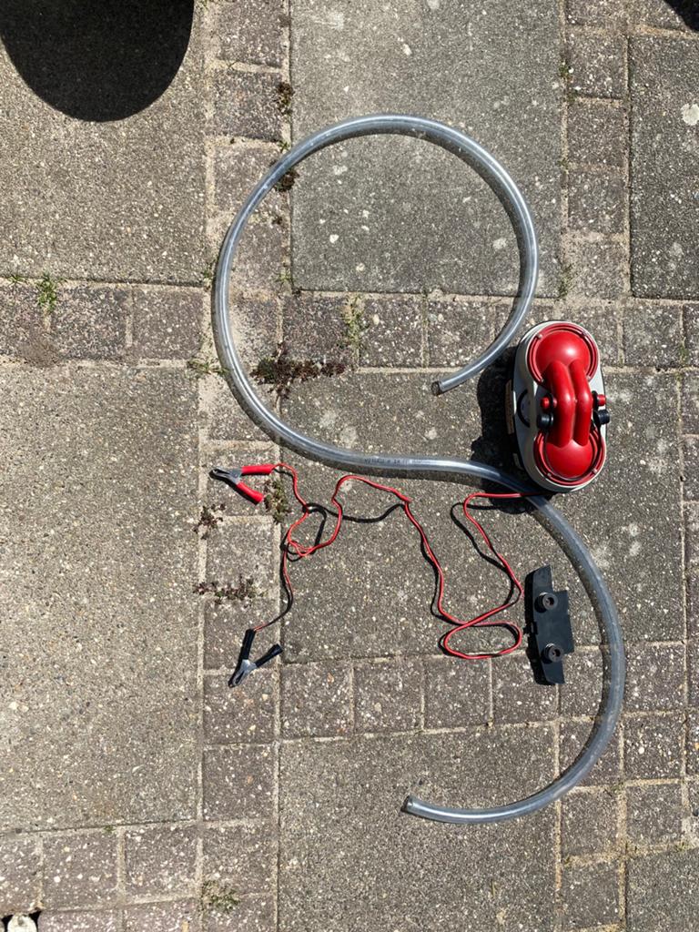 Luchtpomp 12 volt, Ophalen, Gebruikt