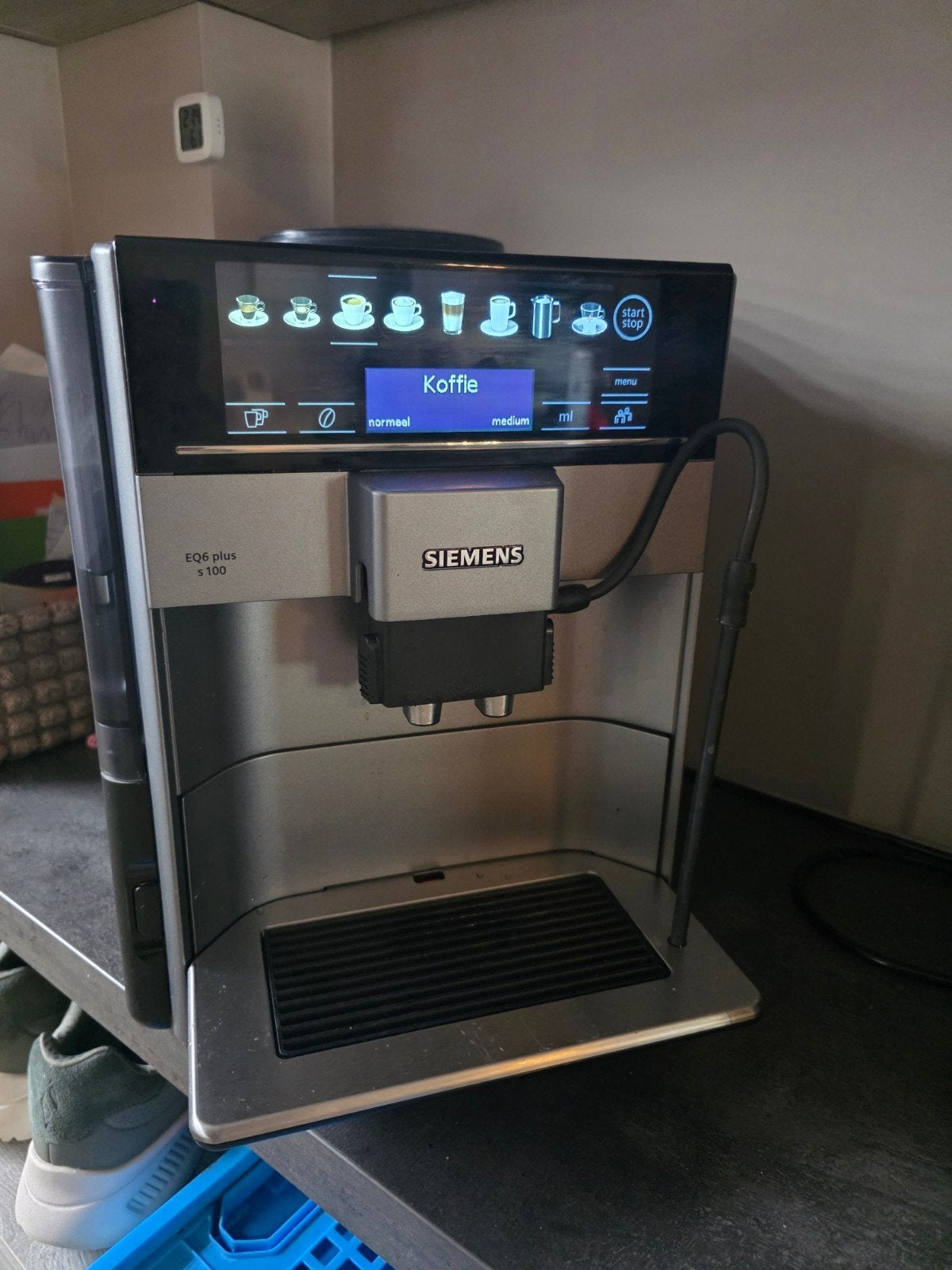 Siemens EQ.6 Plus S100 koffiemachine - Zo goed als nieuw, Ophalen, Zo goed als nieuw, Koffiemachine, Koffiebonen