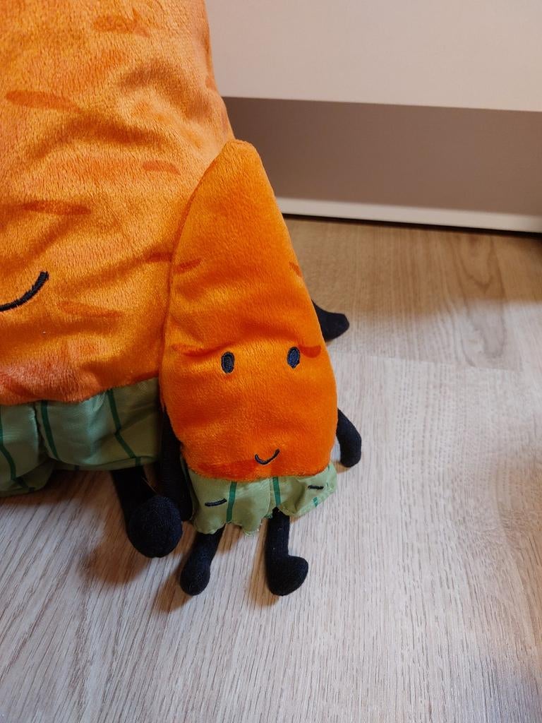 IKEA wortel knuffel + kleine versie torva, Ophalen of Verzenden