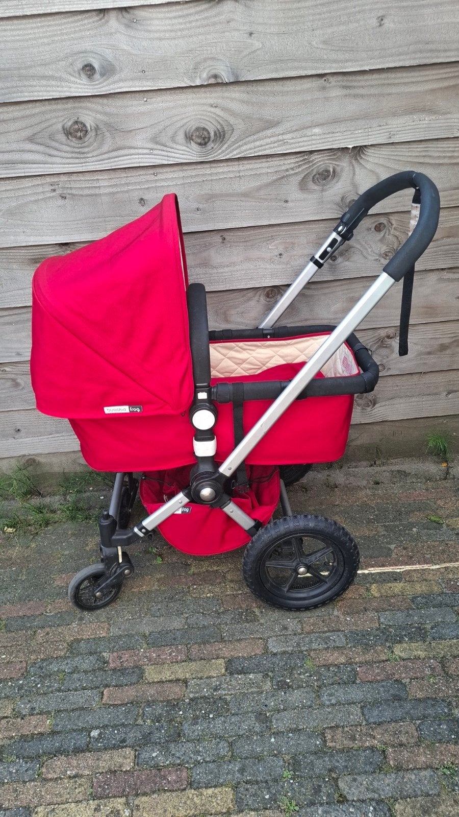 Bugaboo Fox Kinderwagen Rood met Accessoires, Gebruikt, Bugaboo, Met reiswieg, Ophalen
