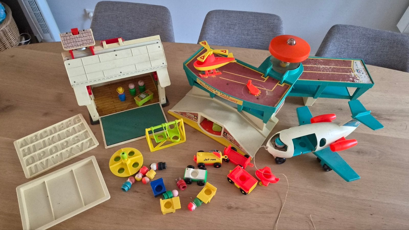 Vintage Fisher-Price Little People School & Vliegveld, Ophalen, Gebruikt, Jongen of Meisje