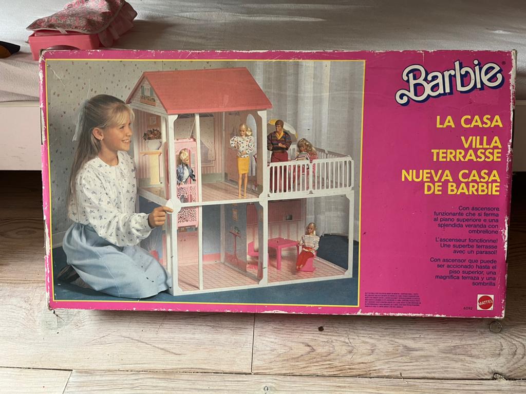 Barbie poppenhuis, Ophalen, Zo goed als nieuw, Poppenhuis