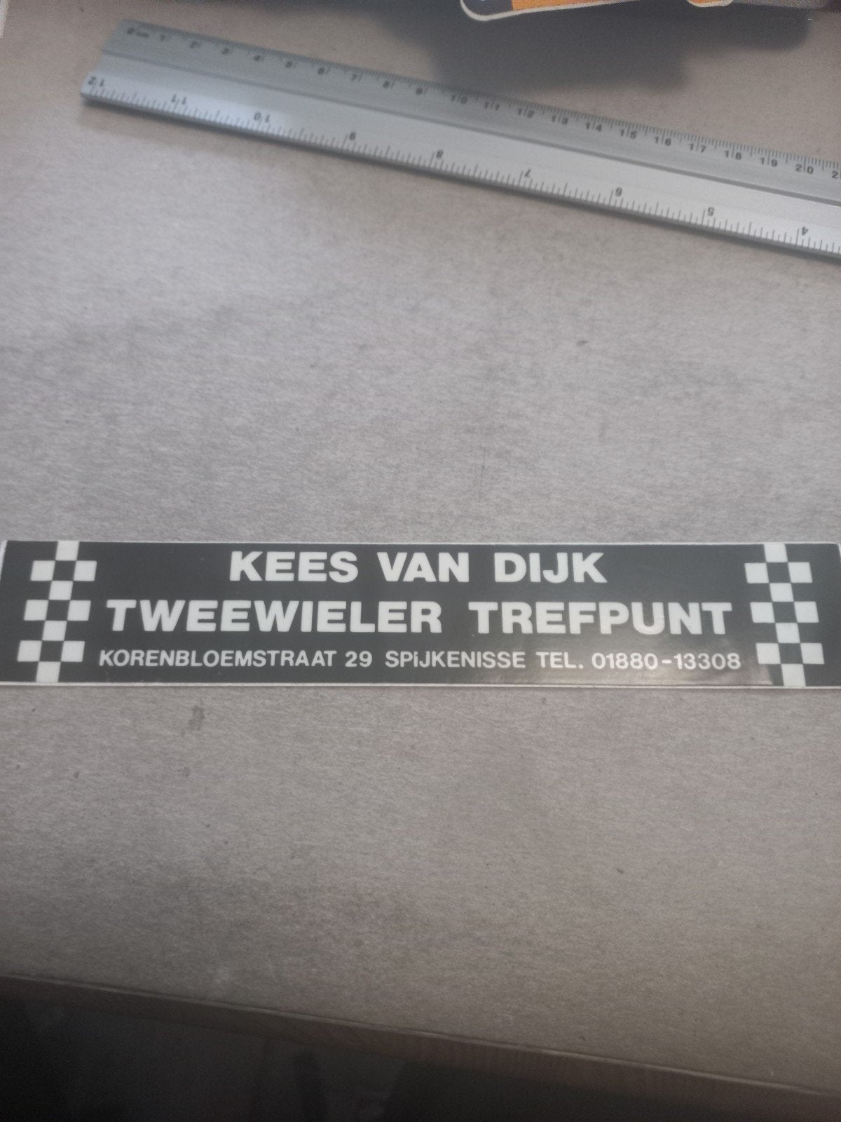 Vintage Kees van Dijk Tweewieler Trefpunt reclamebord, Ophalen of Verzenden, Gebruikt