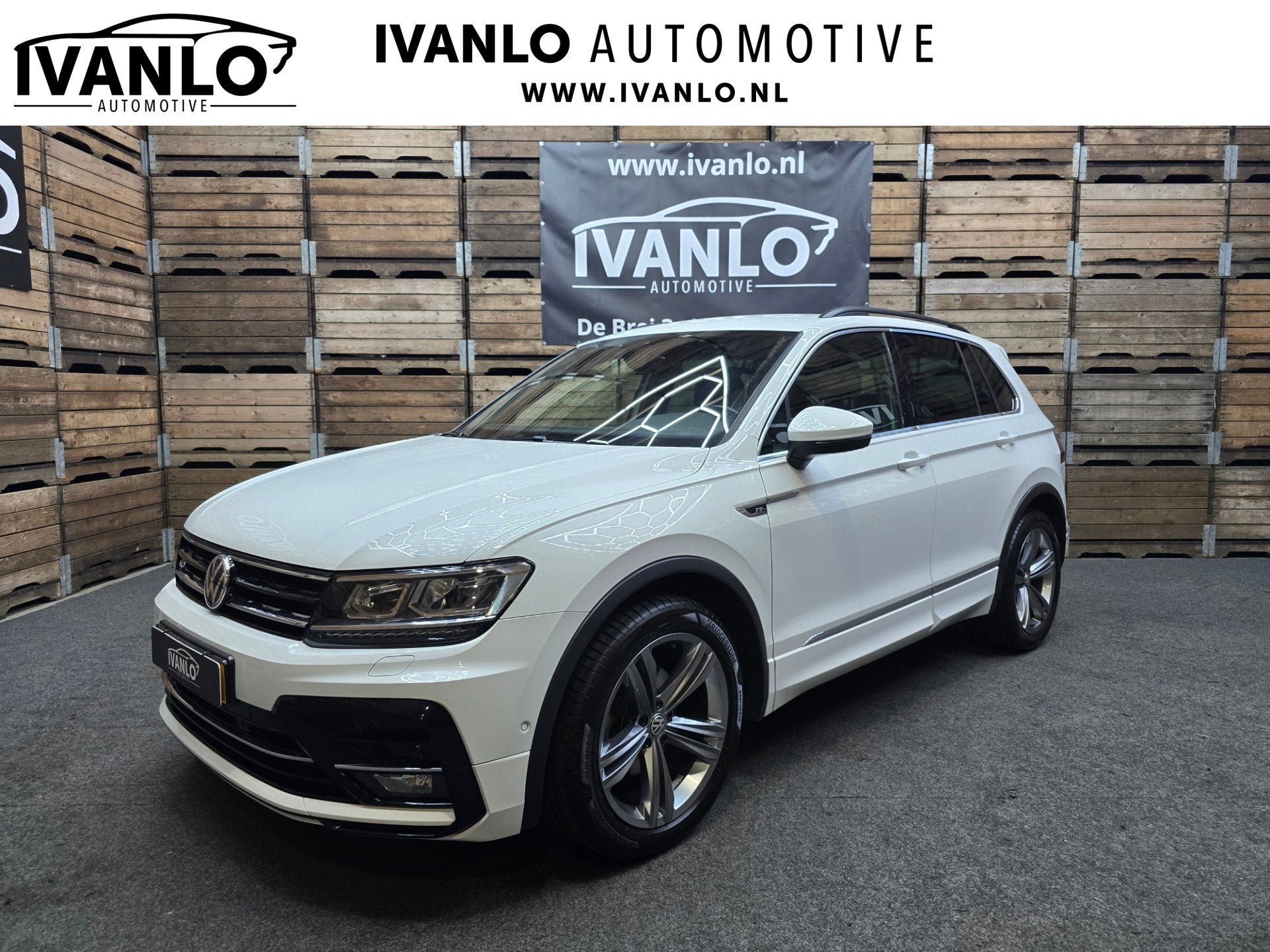 Volkswagen Tiguan 1.5 TSI ACT Highline Business R- Line LED, 15 km/l, 4 cilinders, 150 pk, Leder en Stof