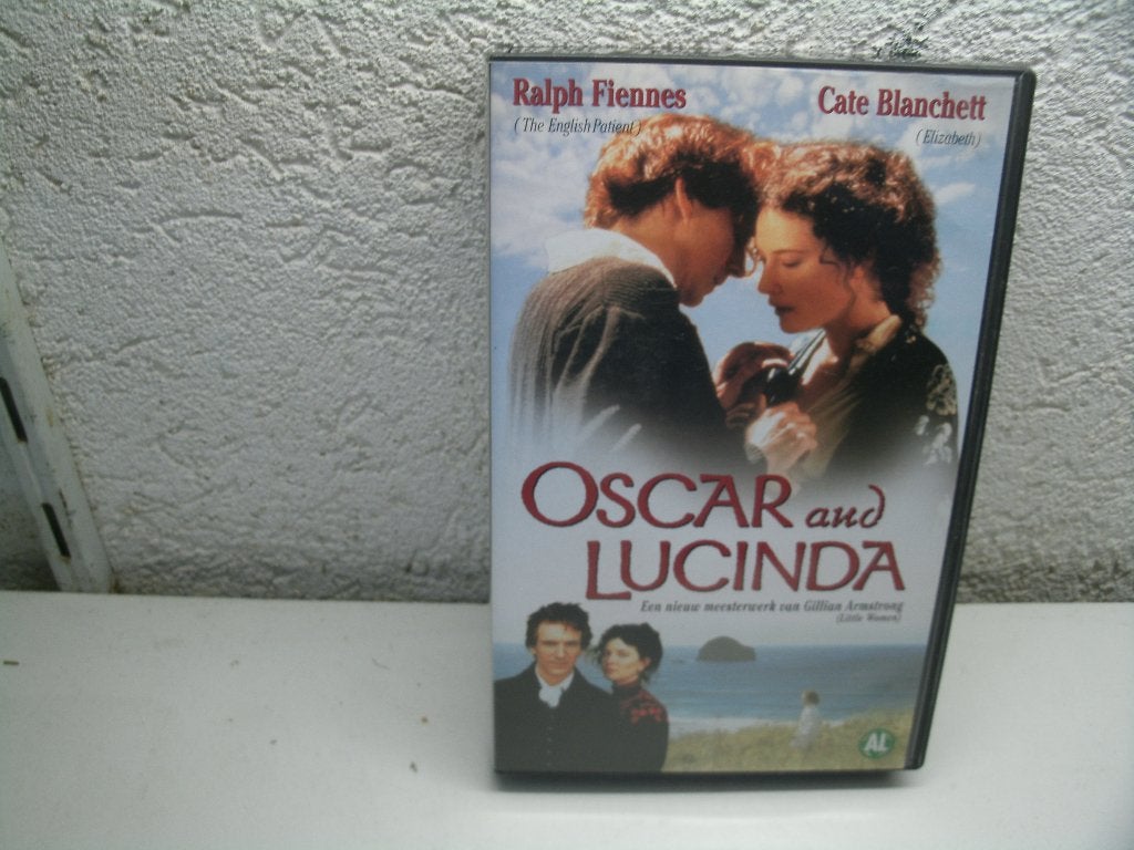 vhs 103b oscar and lucinda, Alle leeftijden, Ophalen of Verzenden, Zo goed als nieuw, Komedie
