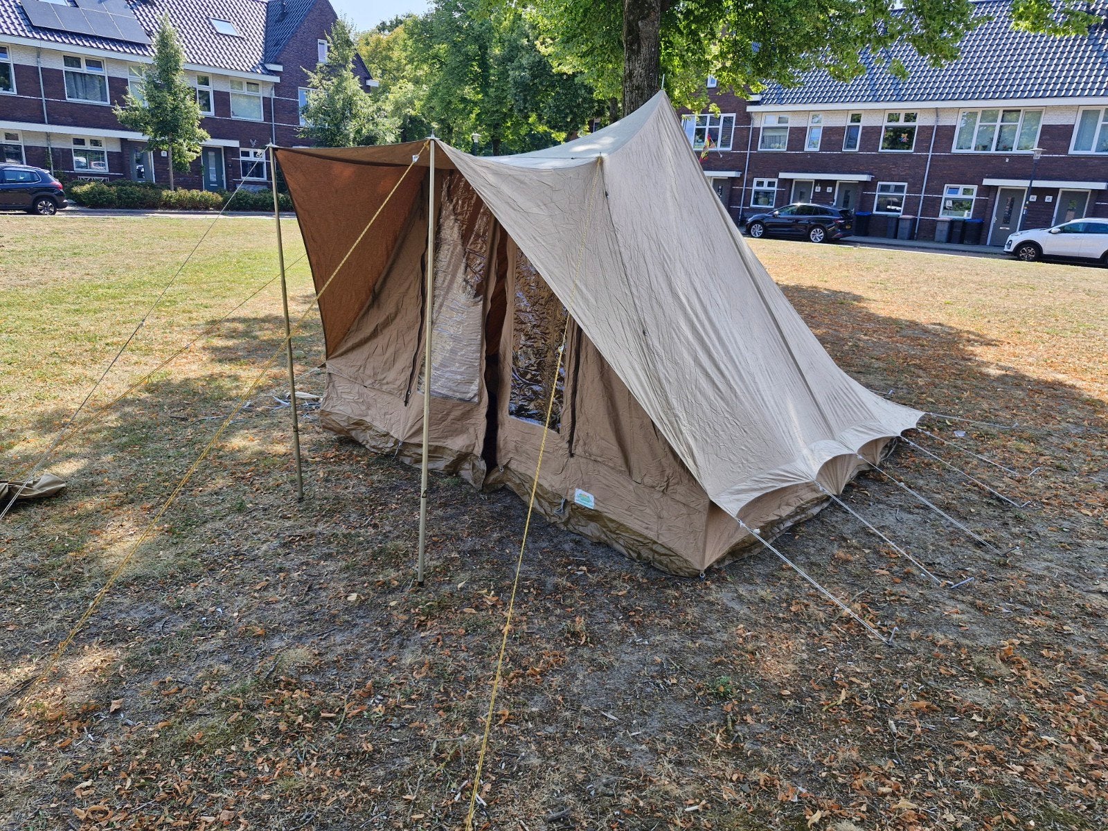 Esvo 4 peroons lichtgewicht piramidetent, Caravans en Kamperen, Tenten, tot en met 4, Gebruikt, Ophalen