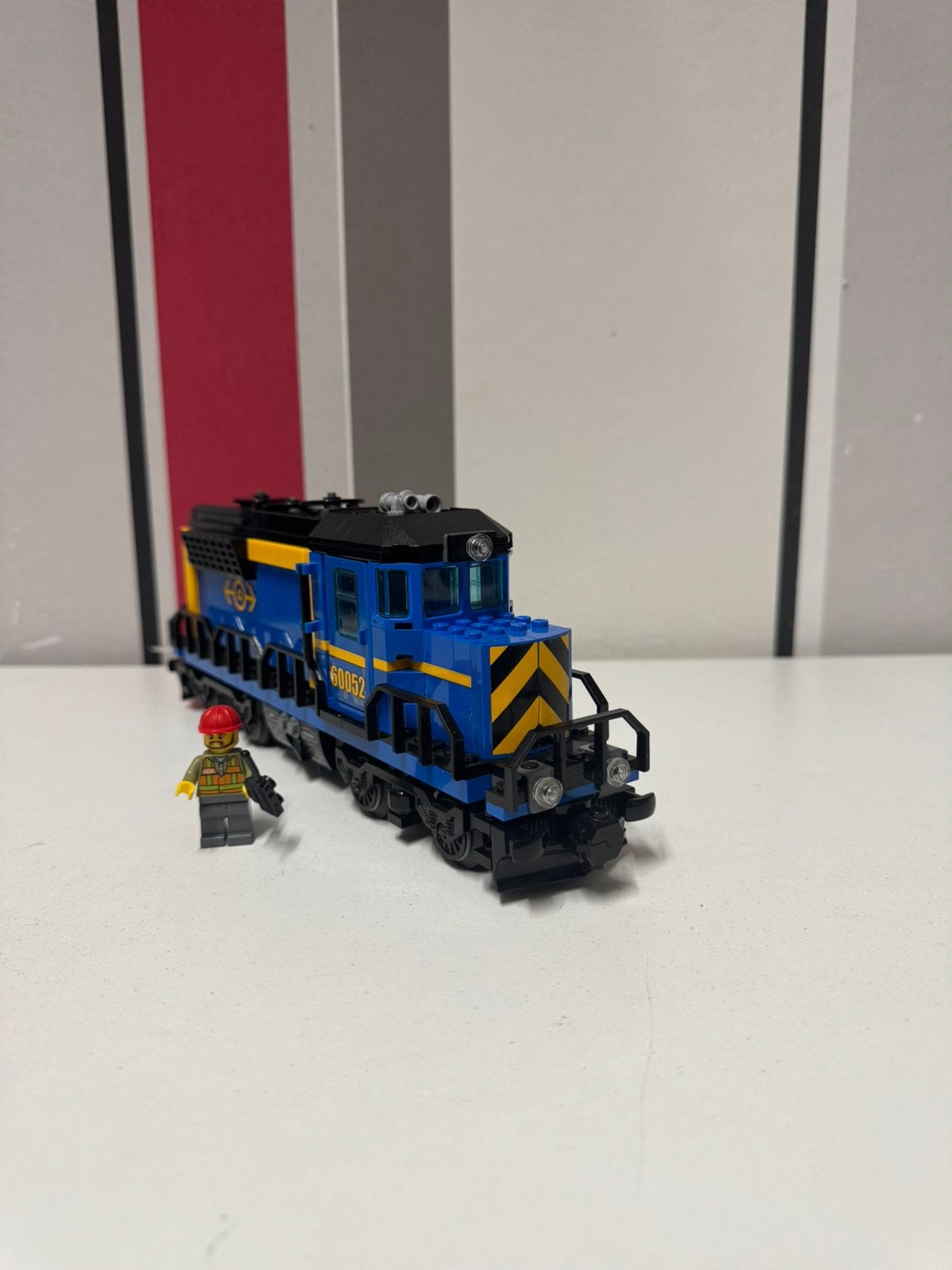 LEGO city locomotief 60052, Ophalen of Verzenden, Zo goed als nieuw