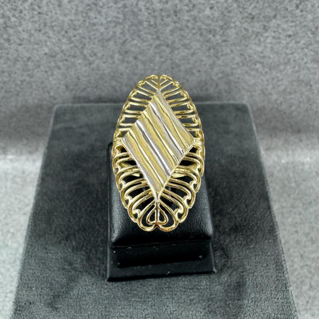 Gouden Ring | 14k | 4,6g |pave vormige tafel |18,75| 407126, 18 tot 19, Gebruikt, Ophalen of Verzenden, Dame