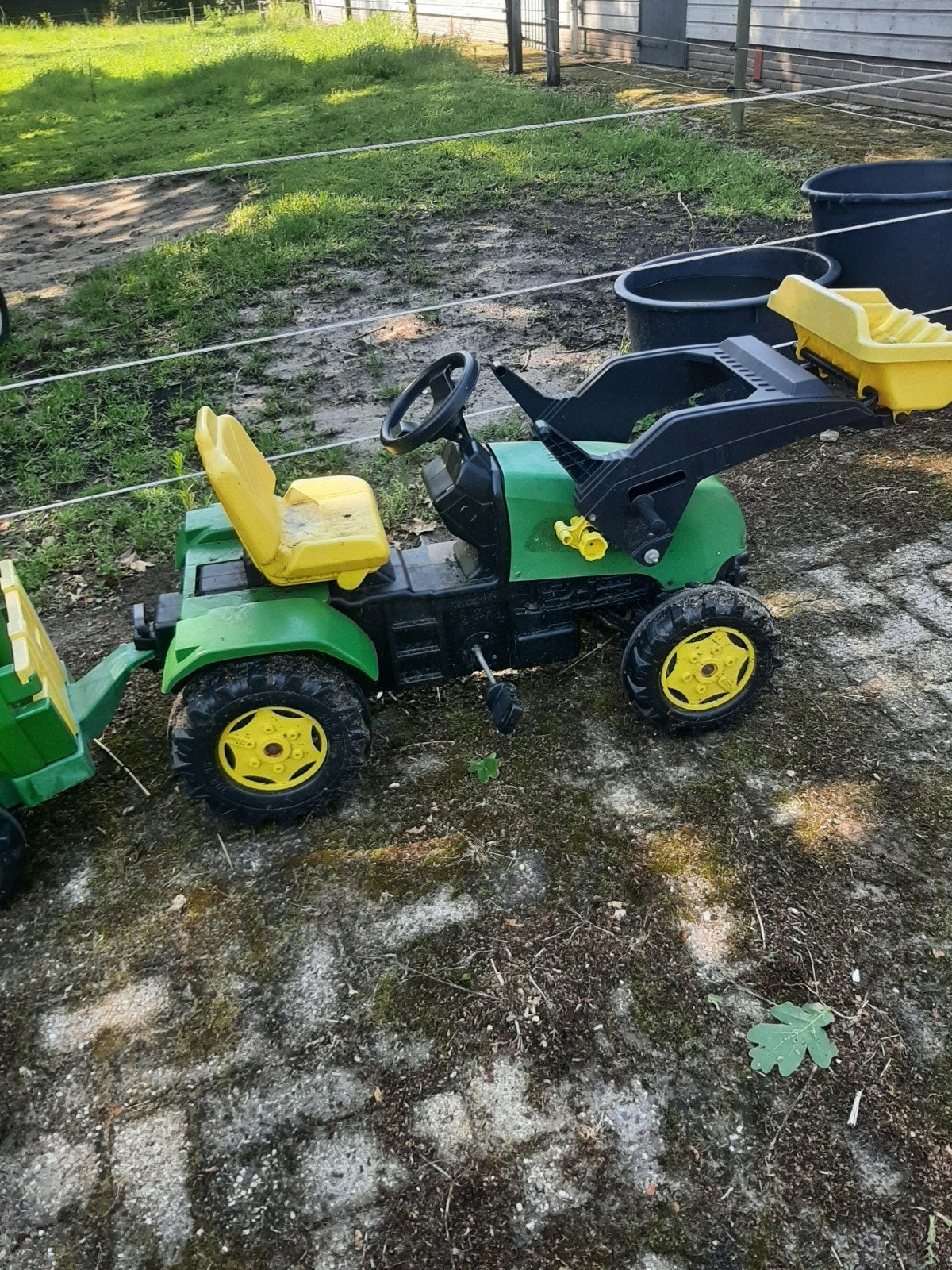 Groene traptractor met voorlader en aanhanger, Ophalen of Verzenden, Gebruikt, Trapvoertuig