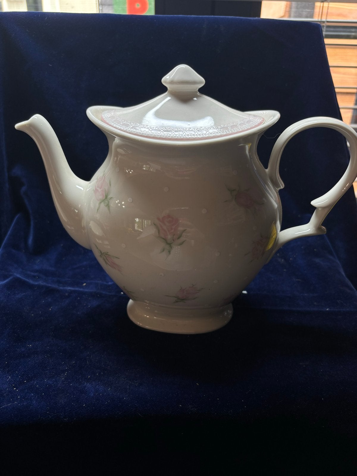 Antieke Engelse Theepot met Rozenmotief, Ophalen of Verzenden