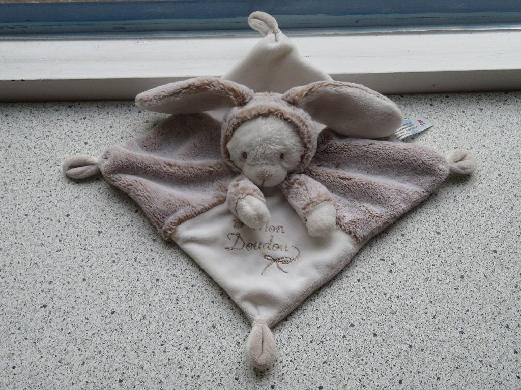 Knuffeldoek beer met konijnenmuts merk Nicotoy Mon Doudou, Beer, Ophalen of Verzenden, Zo goed als nieuw, Wasbaar