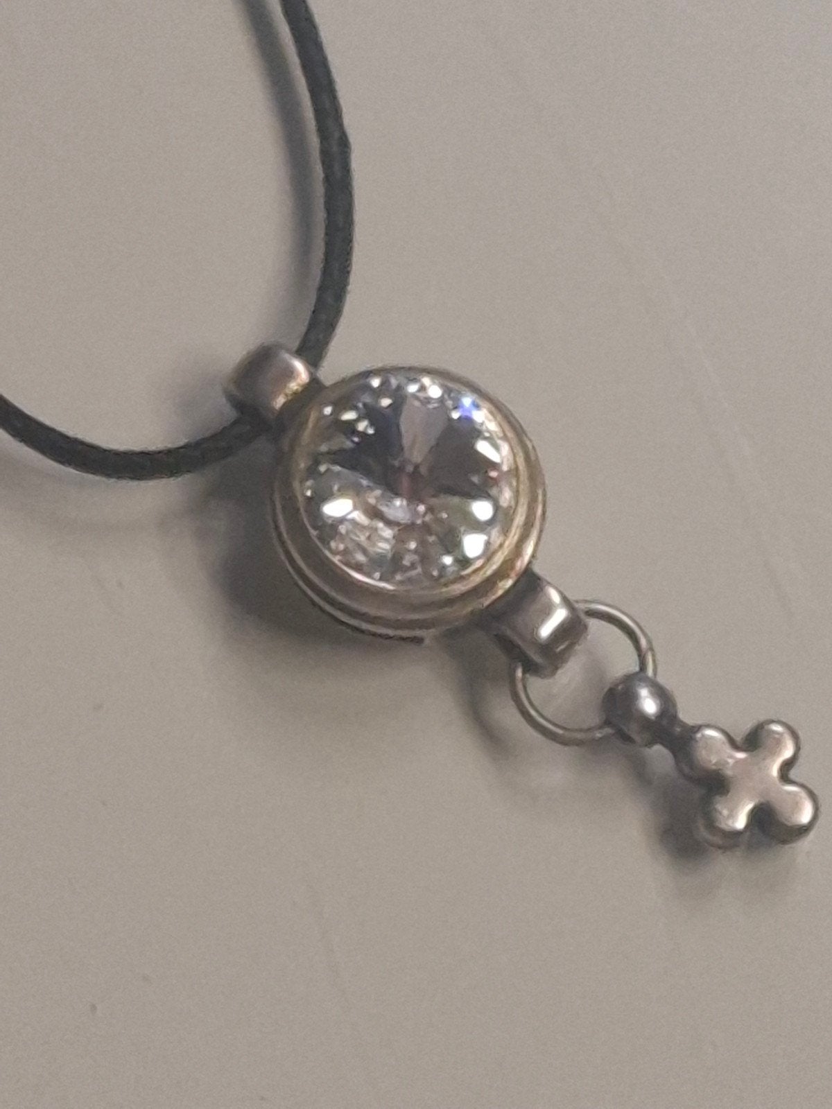 Lederen Koord Hanger met Swarovski Steen, Overige materialen, Zwart, Nieuw, Ophalen of Verzenden