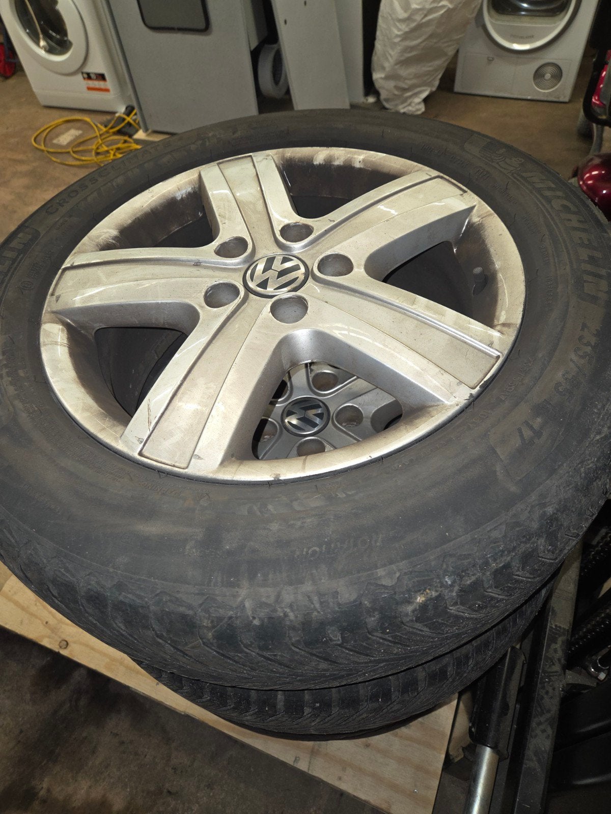 Vw transporter t5 alu velgen met redelijk banden, Ophalen, Gebruikt, Volkswagen