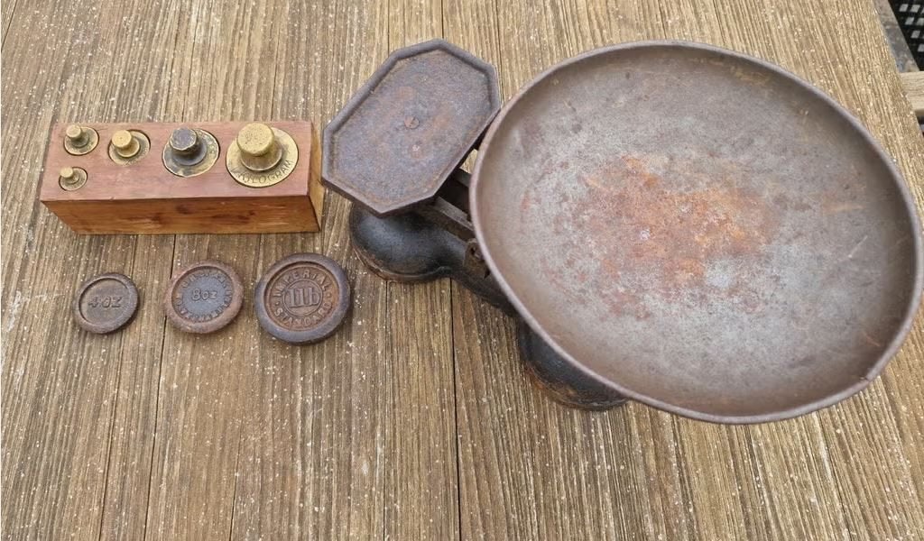 Bascuul Antieke met complete gewichtenset - Collectorsitem, Ophalen of Verzenden