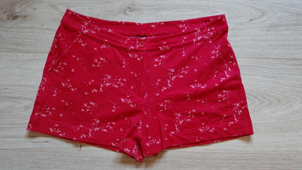 Leuke donkerroze/rode korte broek Rituals, maat L, Kort, Maat 42/44 (L), Gedragen, Rood