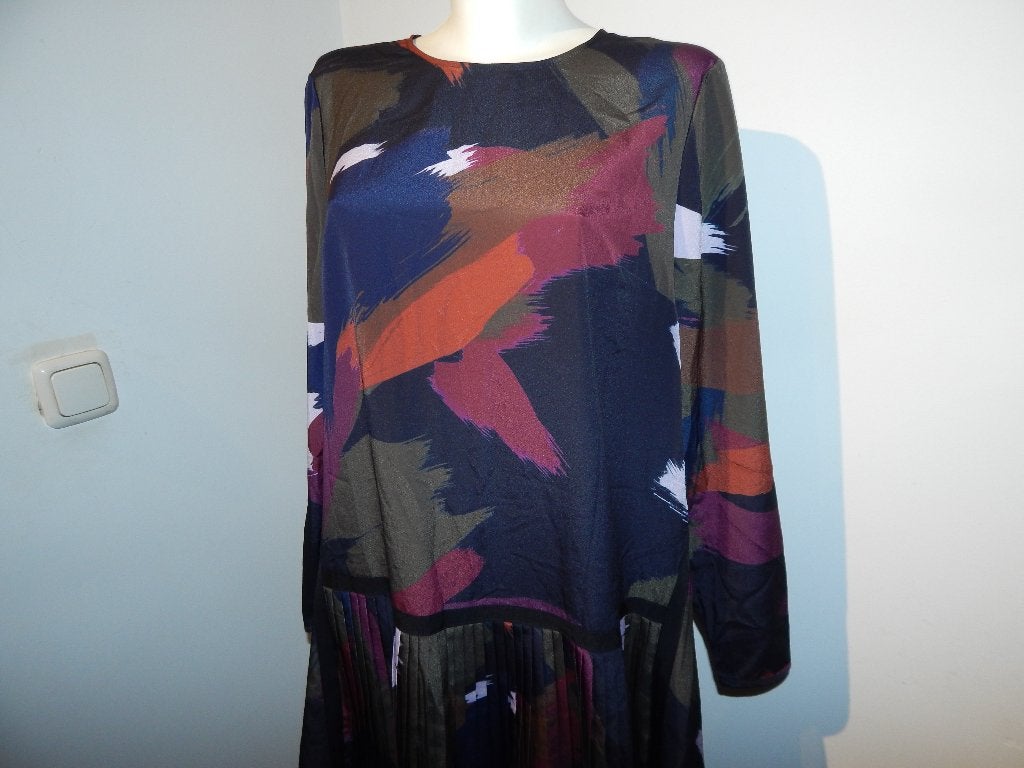 Ted Baker jurk in abstracte print plooi rok mt 4/42, Maat 42/44 (L), Zo goed als nieuw, Knielengte, Ted Baker