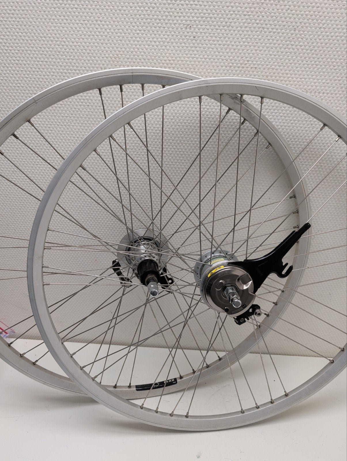 Wielset Hybride 28 inch grijs naafdynamo rollerbrake 7/8, Toerfiets, Zo goed als nieuw, Aluminium, Shimano