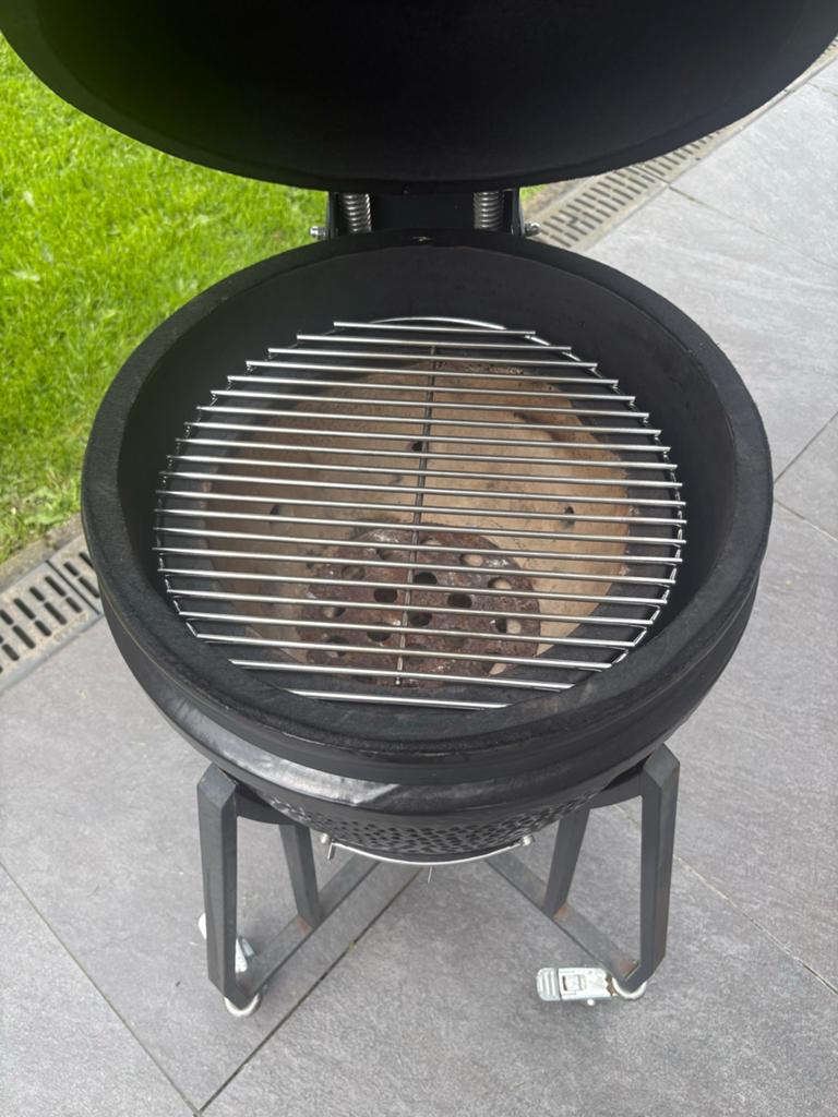 Kamado 14 inch compleet, Tuin en Terras, Houtskoolbarbecues, Ophalen, Zo goed als nieuw