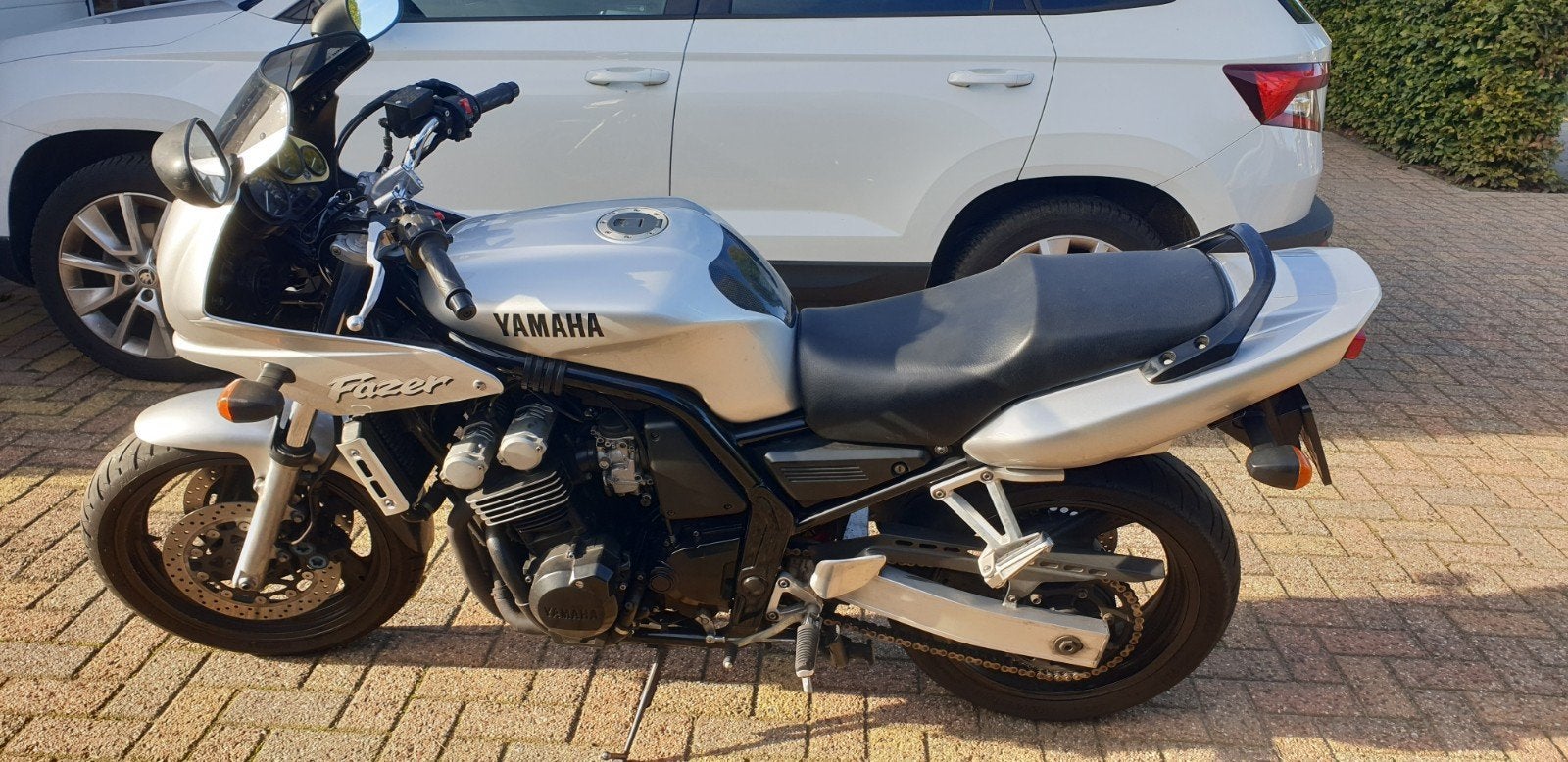Yamaha Fazer 600, Motoren, 4 cilinders, Gebruikt, Particulier, Handgeschakeld