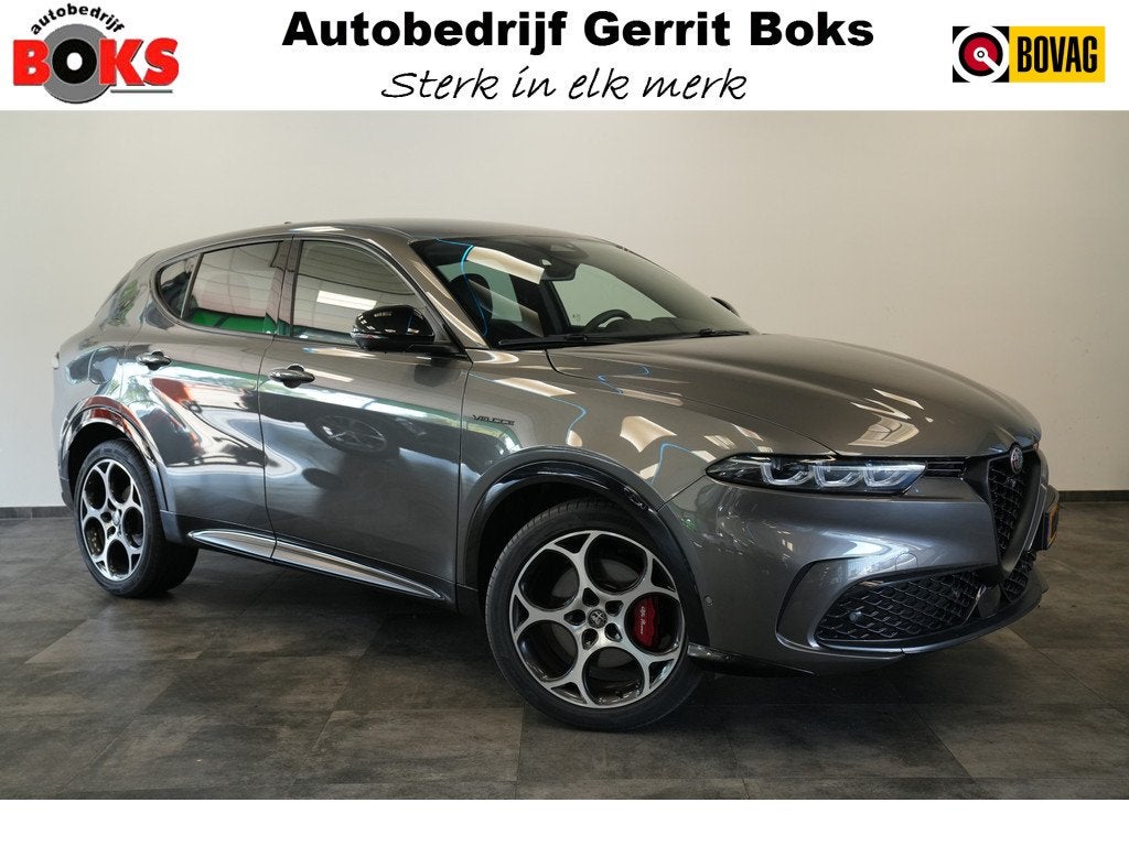 Alfa Romeo Tonale 1.5T Hybrid Veloce Schakelpaddles Draadloz, Auto's, Alfa Romeo, Gebruikt, 4 cilinders, 160 pk, Bedrijf