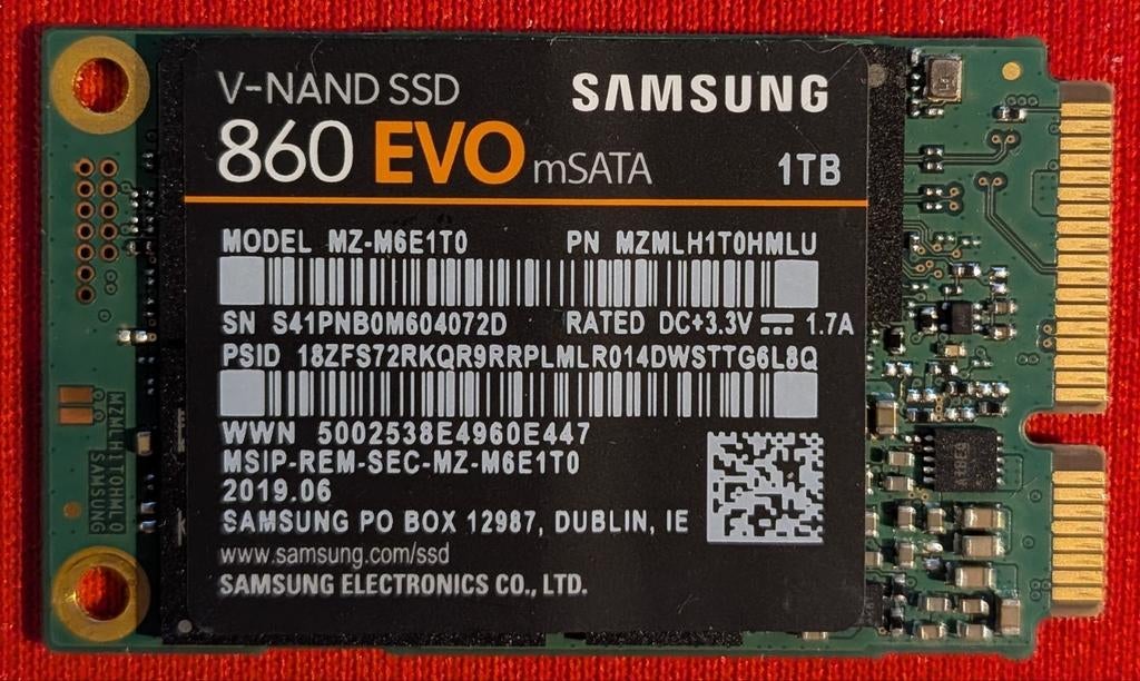 Samsung 860 EVO mSATA SSD 1TB - ZGAN met CrystalDiskInfo, Computers en Software, Harde schijven, Ophalen of Verzenden