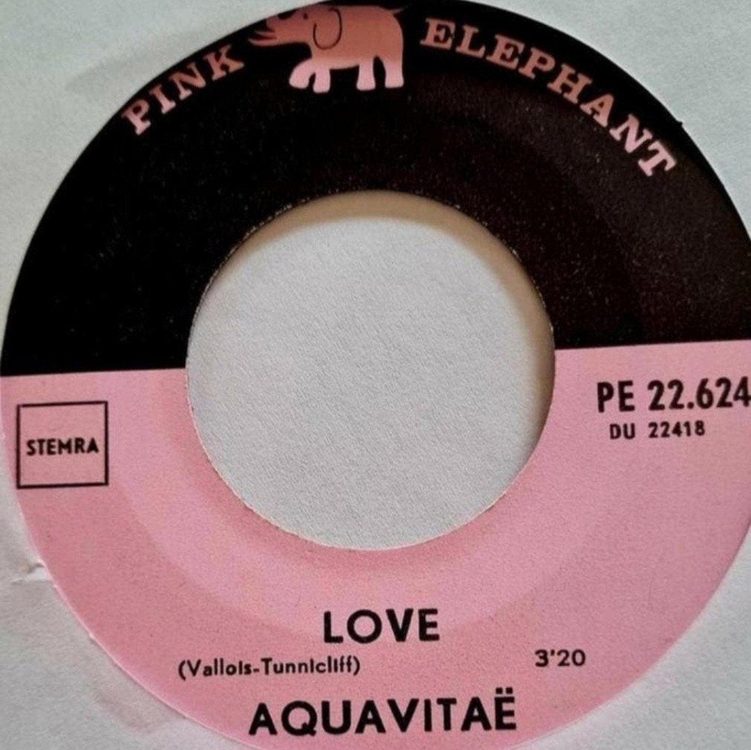 AQUAVITAE  - LOVE., Ophalen of Verzenden, Gebruikt, Pop
