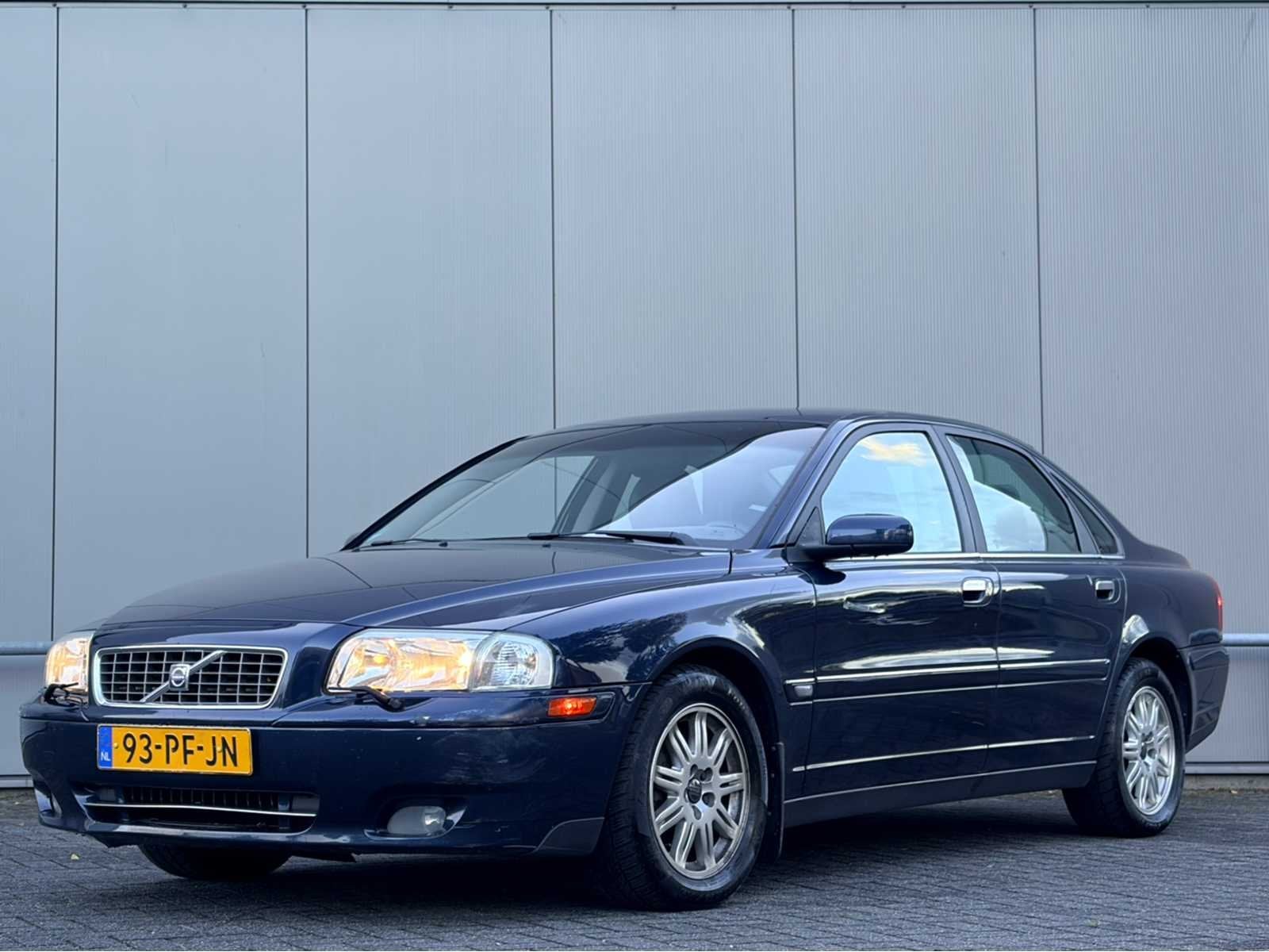2004 Volvo S80 AUTOMAAT 2.4 Elite Personenauto, Blauw, Bedrijf, 2435 cc, 1523 kg
