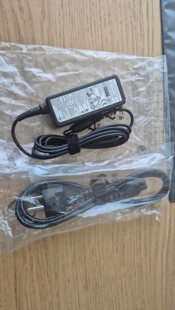T.e.a.b. Samsung AC Adapter Oplader (Model: CPA09-002A), Computers en Software, Laptop-opladers, Nieuw, Ophalen of Verzenden