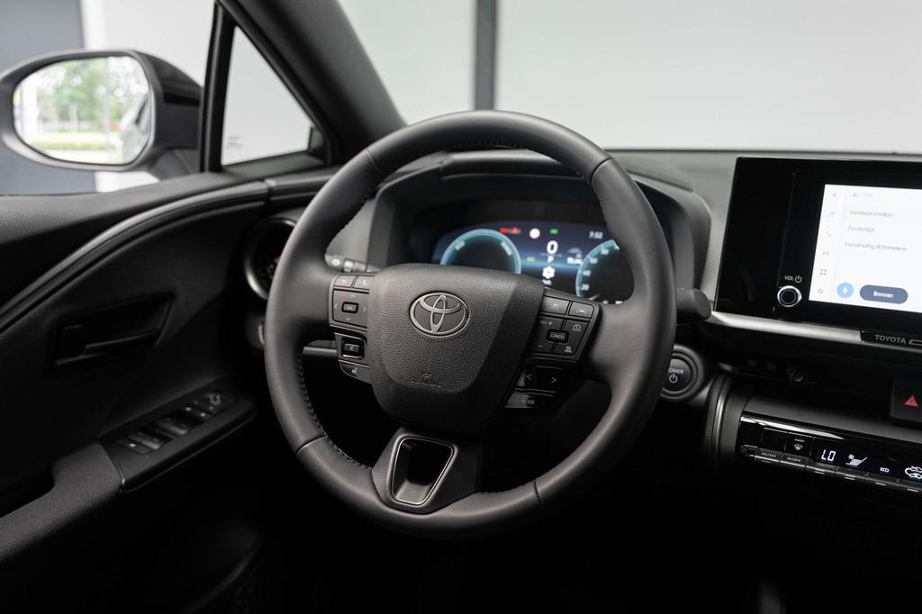 Toyota C-HR 1.8 Hybrid 140 Active Adaptief Cruise Camera, Auto's, Toyota, Stof, Gebruikt, Zwart, 4 cilinders