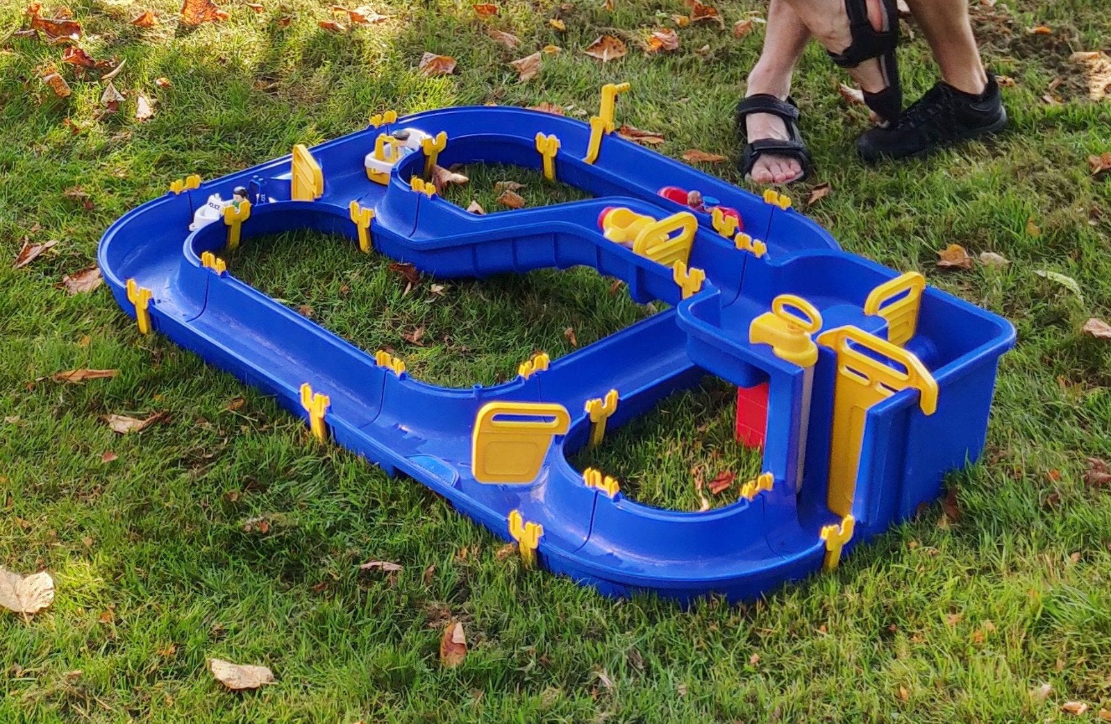 Waterplay Niagara, grote waterbaan met glijbaan en bootjes, Kinderen en Baby's, Speelgoed | Buiten | Los speelgoed, Ophalen, Gebruikt