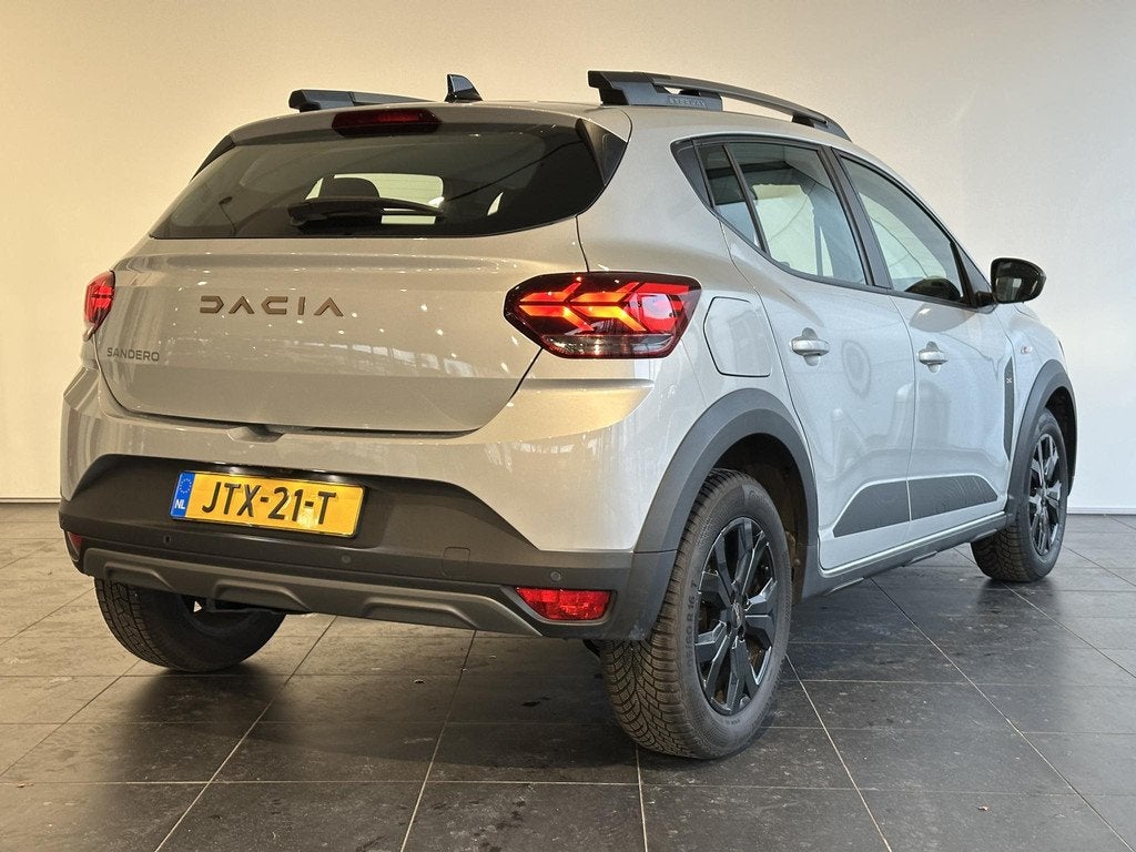 Dacia Sandero Stepway 1.0 TCe 90 Extreme | AUTOMAAT | NAVIGA, Auto's, Stof, Met garantie (alle), 91 pk, 3 cilinders