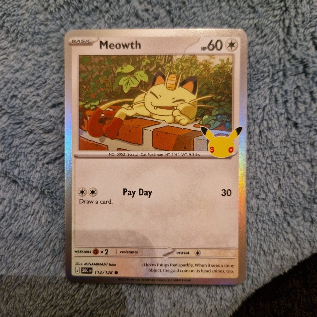 Meowth 113/128 Pokémon 30th Celebration holo, Ophalen of Verzenden, Zo goed als nieuw, Losse kaart, Foil