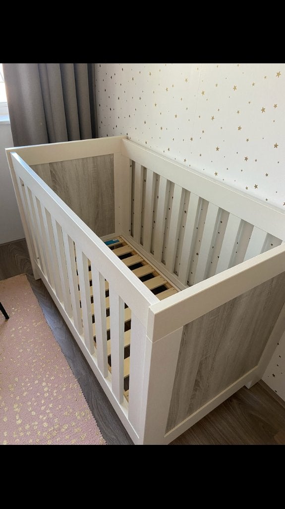 Ledikant + matras, Kinderen en Baby's, Babywiegjes en Ledikanten, Ophalen, Gebruikt, Ledikant