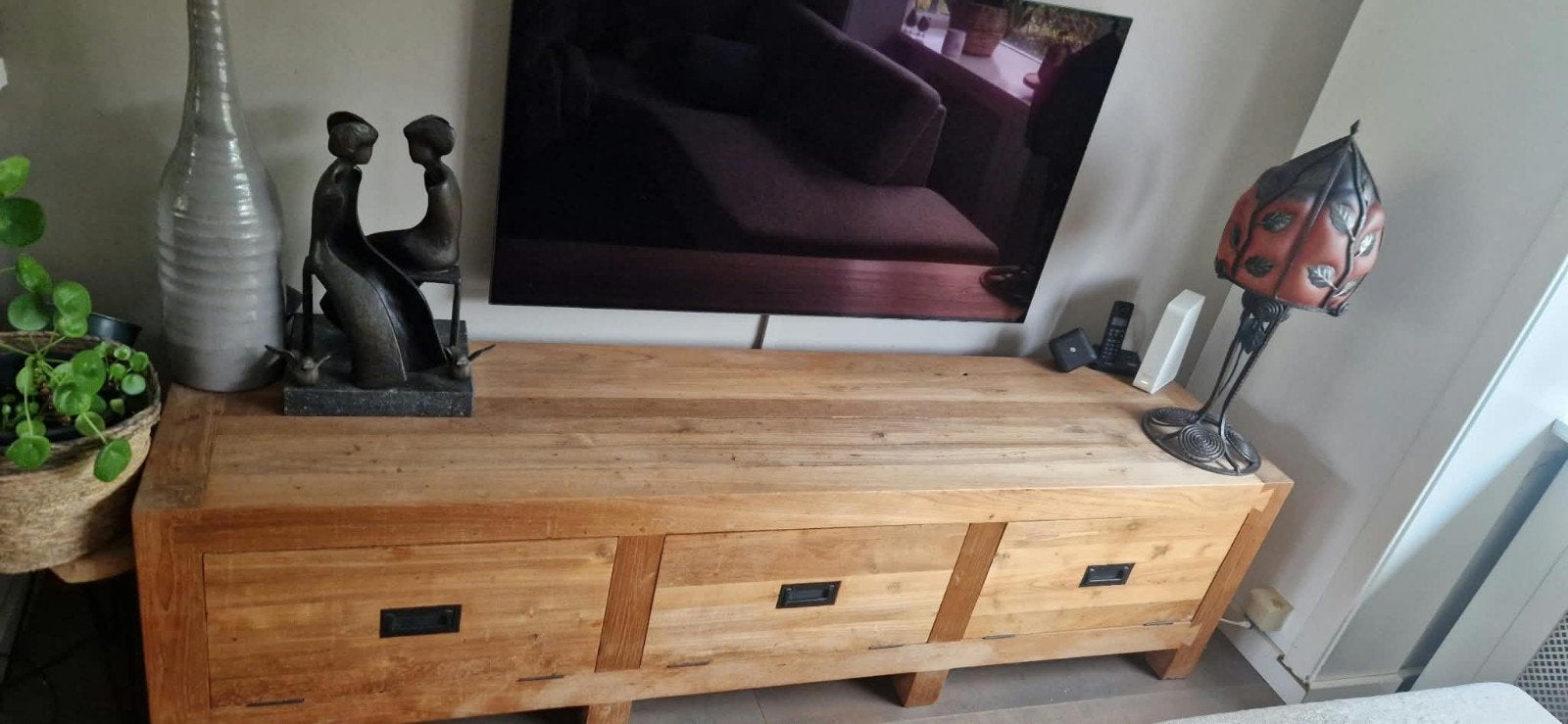 Mooie houten tv-kast - 213 cm breed, 58 cm hoog, Huis en Inrichting, Kasten | Televisiemeubels, Ophalen, Gebruikt, 200 cm of meer