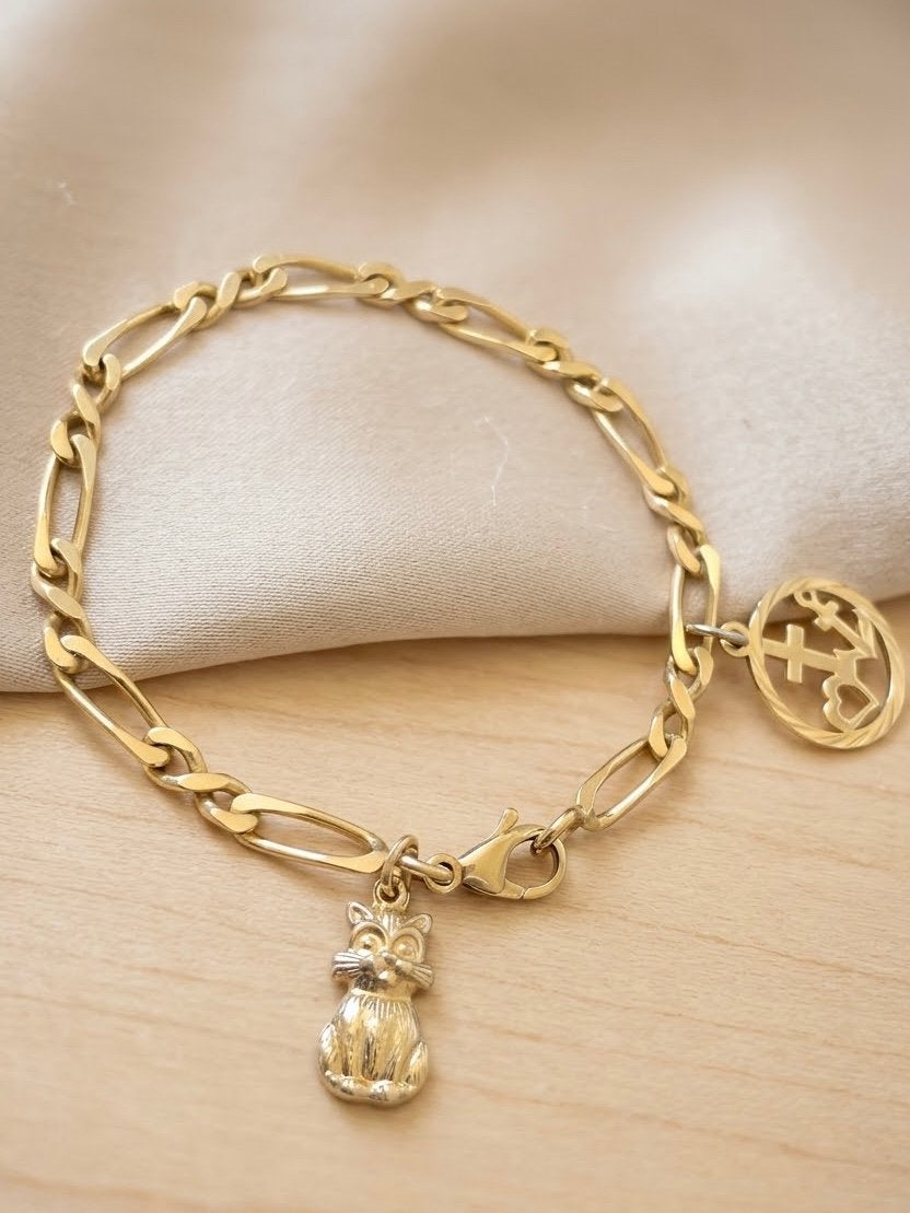Zwaar vergulde armband 1 echt gouden bedel 1 vergulde bedel, Ophalen of Verzenden, Zo goed als nieuw, Nvt, Nvt
