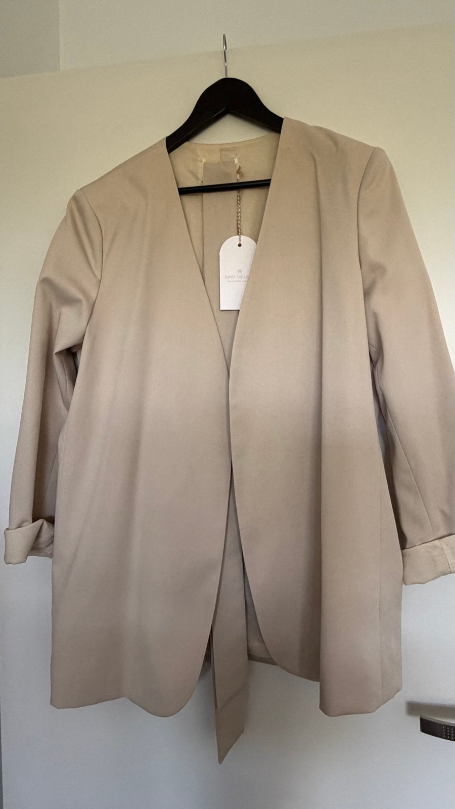 Aimée The Label Beige Colbert met Ceintuur - Nieuw XL, Beige, Maat 46/48 (XL) of groter, Nieuw, Ophalen of Verzenden