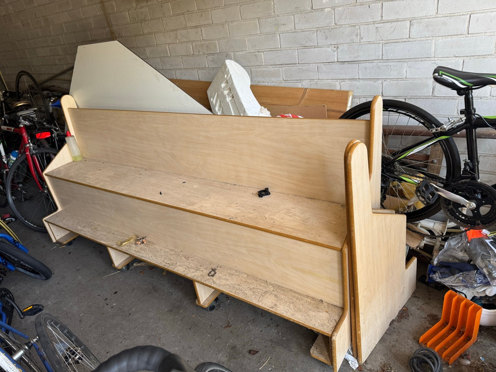 Lange houten bank voor peuterspeelzaal/kinderdagverblijf, Gebruikt, Minder dan 75 cm, Ophalen of Verzenden, Rechte bank