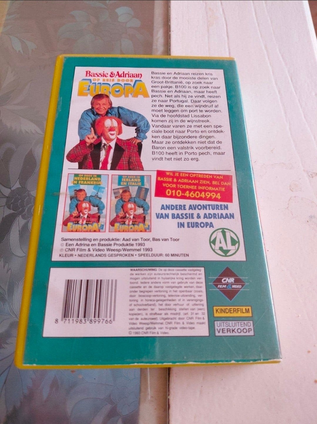 Bassie en Adriaan reis door Europa 2 Wales Portugal CNR VHS, Cd's en Dvd's, Ophalen of Verzenden, Gebruikt, Kinderprogramma of -film