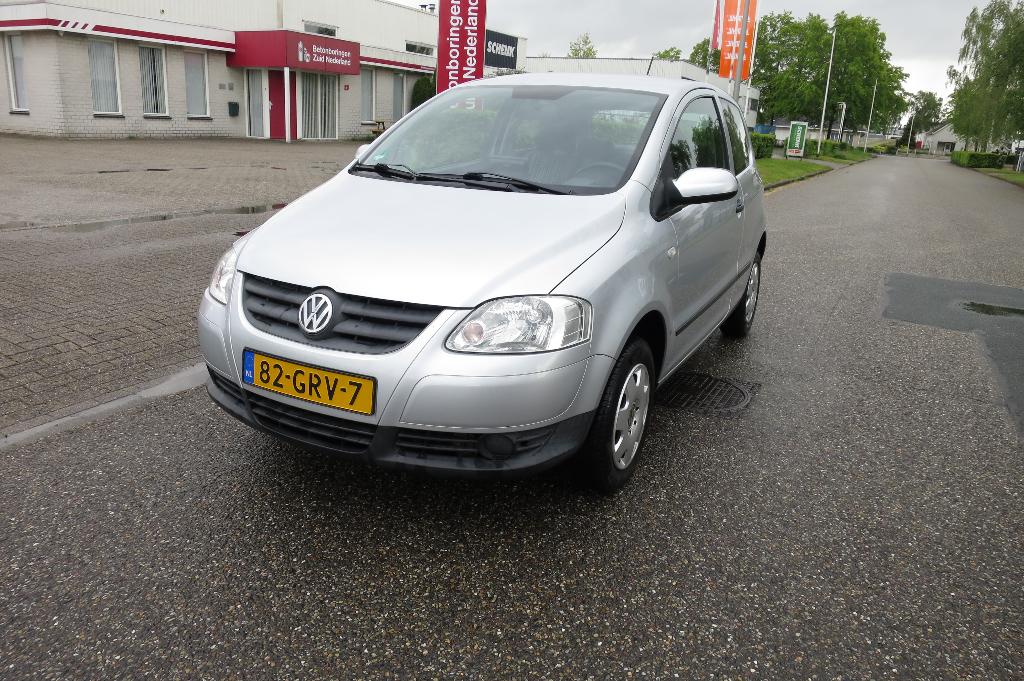 Volkswagen Fox 1.4, airco, elek. ramen/spiegels, nette staat, Auto's, Volkswagen, Particulier, Fox, Airbags, Airconditioning, Apple Carplay