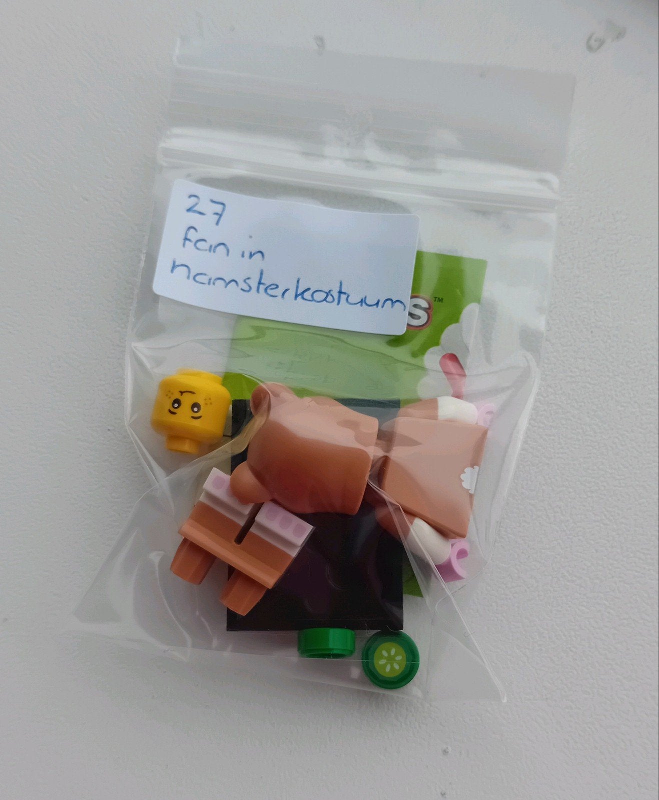 Lego minifiguur Hamster Kostuum Fan, nieuw, CMF 27, Lego, Nieuw, Ophalen of Verzenden, Minifiguur