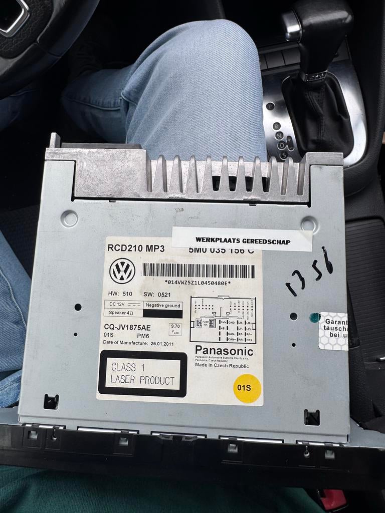 Originele Volkswagen Golf 6 RCD210 MP3 Radio 2009, Auto diversen, Ophalen, Gebruikt