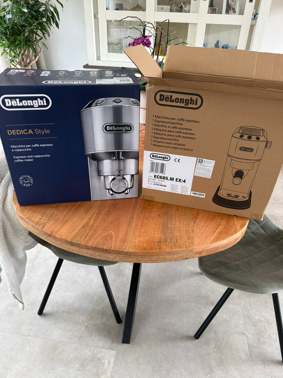 DeLonghi Decida met factuur en garantie, Espresso apparaat, Nieuw, Gemalen koffie, Ophalen of Verzenden